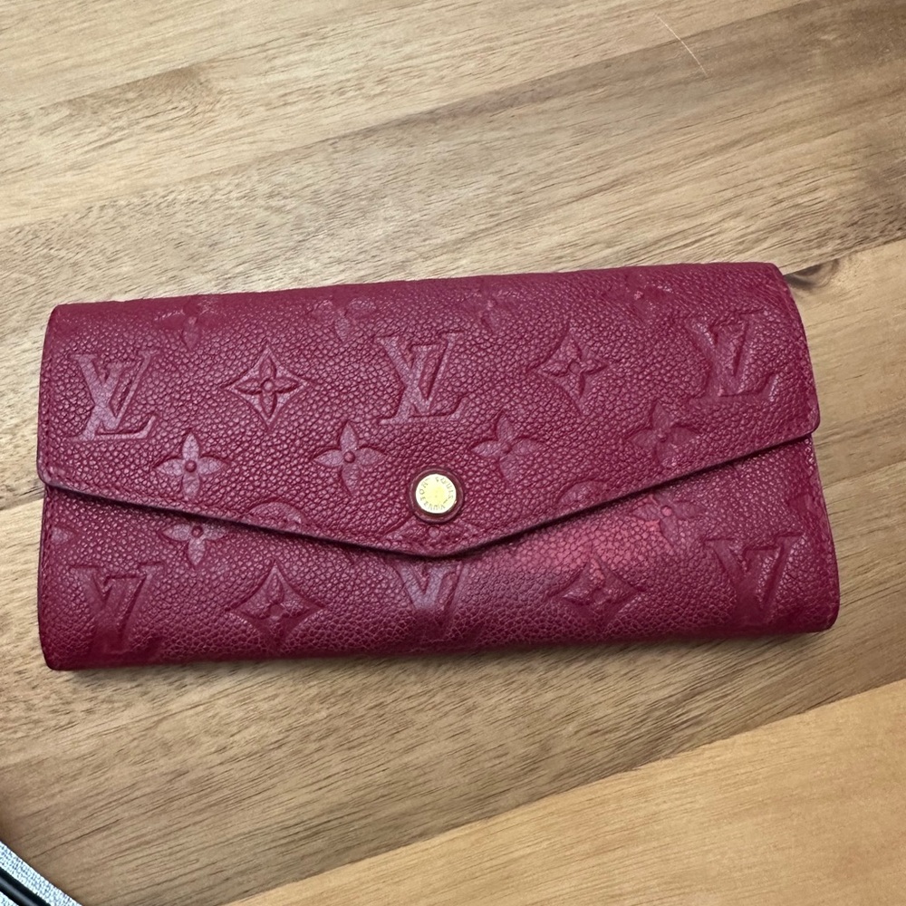 Louis Vuitton Red Sarah Wallet with Iconic Monogram Design - Includes Pouch
